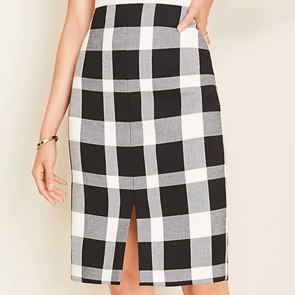 Dresses & Skirts - 🙌HP🙌Petite Plaid Front Slit Pencil Skirt